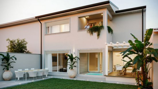 Terratetto in venditaForte Dei Marmi - Forte Dei Marmi Centro