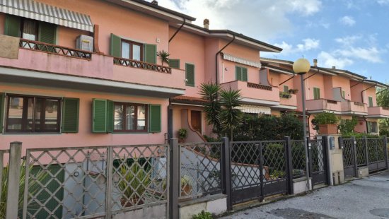 Villetta a schiera in venditaForte Dei Marmi