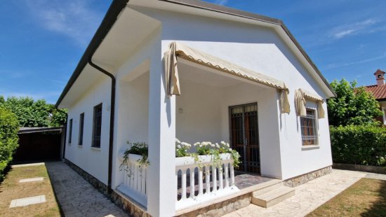 Casa singola in venditaForte Dei Marmi - Forte Dei Marmi Centro